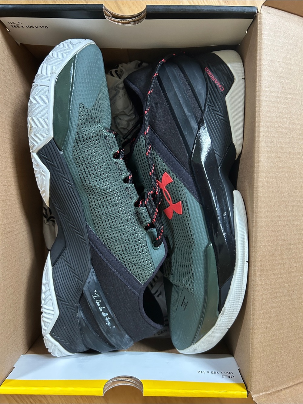 Under Armor Curry 2 Low Basketball shoes - Women’s 8